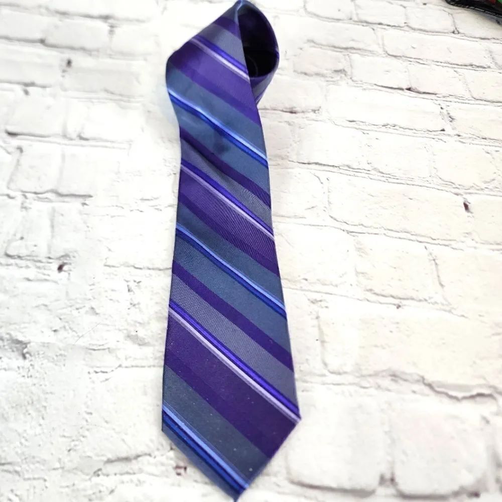 Calvin Klein Tie - Picture 1 of 4
